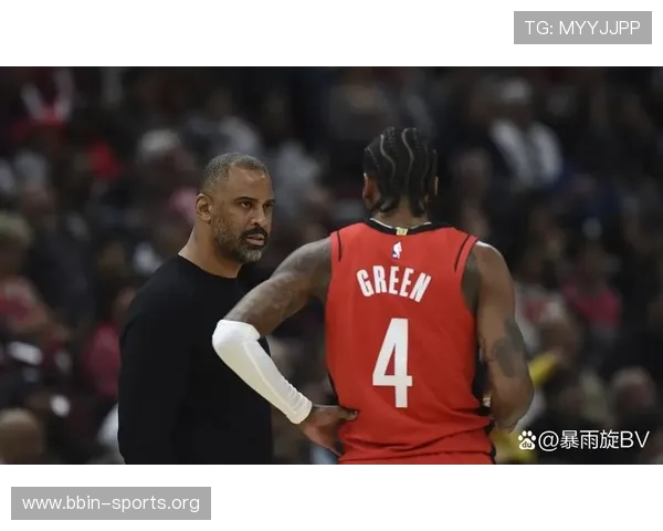 范弗里特低迷仅得7分冷手难破僵局球队攻势受挫关键时刻无力回天 范弗里特低迷仅得7分冷手难破僵局球队攻势受挫关键时刻无力回天