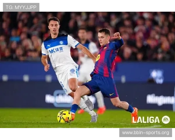 西甲比赛开场仅3分钟闪电破门瞬间震惊全场球迷和观众