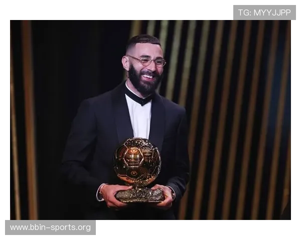 金球奖赛场球星突发倒地官方伤情通报最新进展持续引发广泛关注热