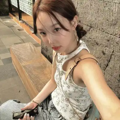 曾雅彤